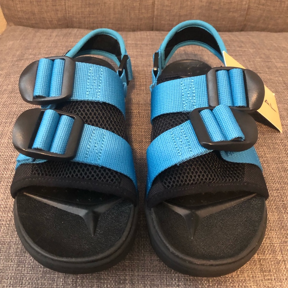Astral PFD Sandals Women's Size 6 NWT